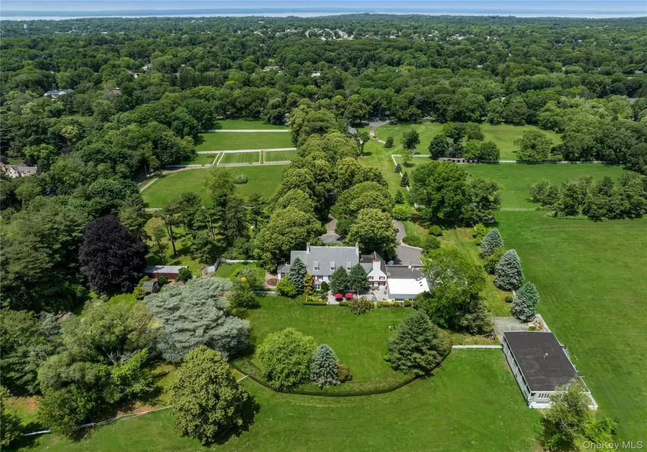 97 A Pound Hollow Road, Oyster Bay, NY, 10 Bedrooms Bedrooms, 24 Rooms Rooms,9 BathroomsBathrooms,Residential,For Rent,Pound Hollow,0,1034316 97 A Pound Hollow Road, Oyster Bay, NY, 10 Bedrooms Bedrooms, 24 Rooms Rooms,9 BathroomsBathrooms,Residential,For Rent,Pound Hollow,0,1034316