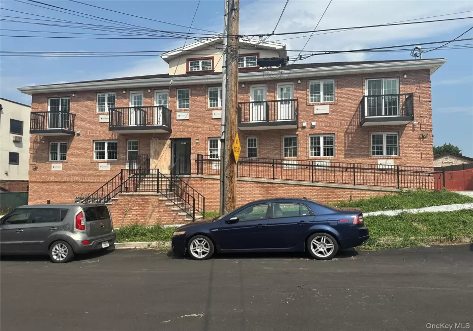 6-05 129st Street, New York, NY, 3 Bedrooms Bedrooms, 5 Rooms Rooms,1 BathroomBathrooms,Residential Lease,For Rent,129st,0,1035616 6-05 129st Street, New York, NY, 3 Bedrooms Bedrooms, 5 Rooms Rooms,1 BathroomBathrooms,Residential Lease,For Rent,129st,0,1035616