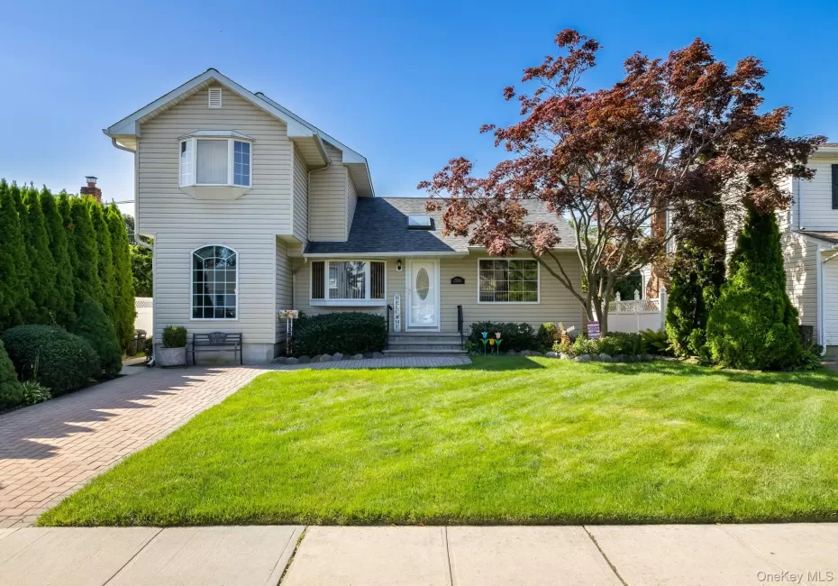 3848 Cordwood Lane, Oyster Bay, NY, 2 Bedrooms Bedrooms, 8 Rooms Rooms,3 BathroomsBathrooms,Residential,For Rent,Cordwood,0,1035604 3848 Cordwood Lane, Oyster Bay, NY, 2 Bedrooms Bedrooms, 8 Rooms Rooms,3 BathroomsBathrooms,Residential,For Rent,Cordwood,0,1035604