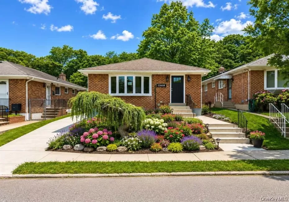 22659 76th Road, New York, NY, 3 Bedrooms Bedrooms, ,2 BathroomsBathrooms,Residential,For Rent,76th,0,1035655 22659 76th Road, New York, NY, 3 Bedrooms Bedrooms, ,2 BathroomsBathrooms,Residential,For Rent,76th,0,1035655