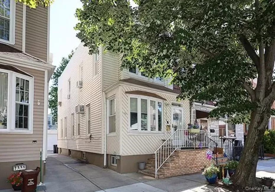 7333 71st Place, New York, NY, 3 Bedrooms Bedrooms, 6 Rooms Rooms,1 BathroomBathrooms,Residential,For Rent,71st,0,1035116 7333 71st Place, New York, NY, 3 Bedrooms Bedrooms, 6 Rooms Rooms,1 BathroomBathrooms,Residential,For Rent,71st,0,1035116
