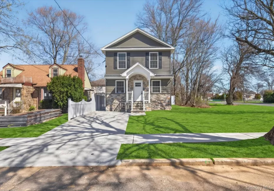 2461 third Avenue, Hempstead, NY, 3 Bedrooms Bedrooms, 6 Rooms Rooms,2 BathroomsBathrooms,Residential,For Rent,third,0,1035734 2461 third Avenue, Hempstead, NY, 3 Bedrooms Bedrooms, 6 Rooms Rooms,2 BathroomsBathrooms,Residential,For Rent,third,0,1035734