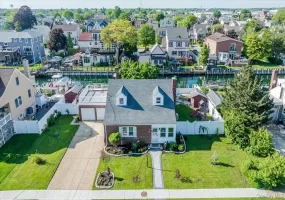 48 3rd Street, Hempstead, NY, 4 Bedrooms Bedrooms, 10 Rooms Rooms,3 BathroomsBathrooms,Residential,For Rent,3rd,0,1035277 48 3rd Street, Hempstead, NY, 4 Bedrooms Bedrooms, 10 Rooms Rooms,3 BathroomsBathrooms,Residential,For Rent,3rd,0,1035277