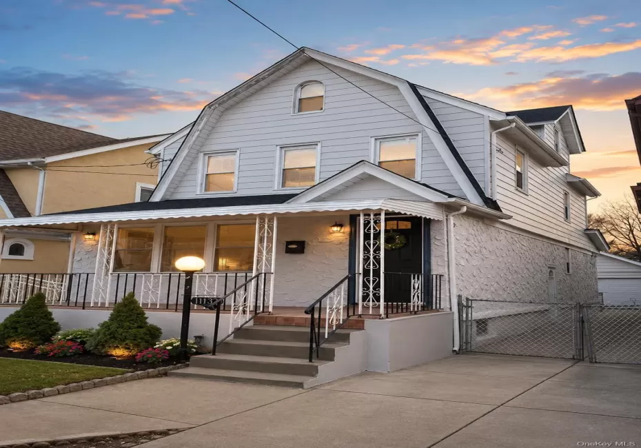 11132 202nd Street, New York, NY, 6 Bedrooms Bedrooms, 11 Rooms Rooms,3 BathroomsBathrooms,Residential,For Rent,202nd,0,1034707 11132 202nd Street, New York, NY, 6 Bedrooms Bedrooms, 11 Rooms Rooms,3 BathroomsBathrooms,Residential,For Rent,202nd,0,1034707