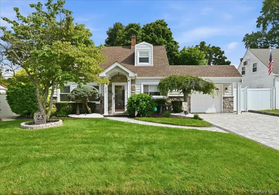 23 Needle Lane, Hempstead, NY, 4 Bedrooms Bedrooms, 8 Rooms Rooms,2 BathroomsBathrooms,Residential,For Rent,Needle,0,1035690 23 Needle Lane, Hempstead, NY, 4 Bedrooms Bedrooms, 8 Rooms Rooms,2 BathroomsBathrooms,Residential,For Rent,Needle,0,1035690