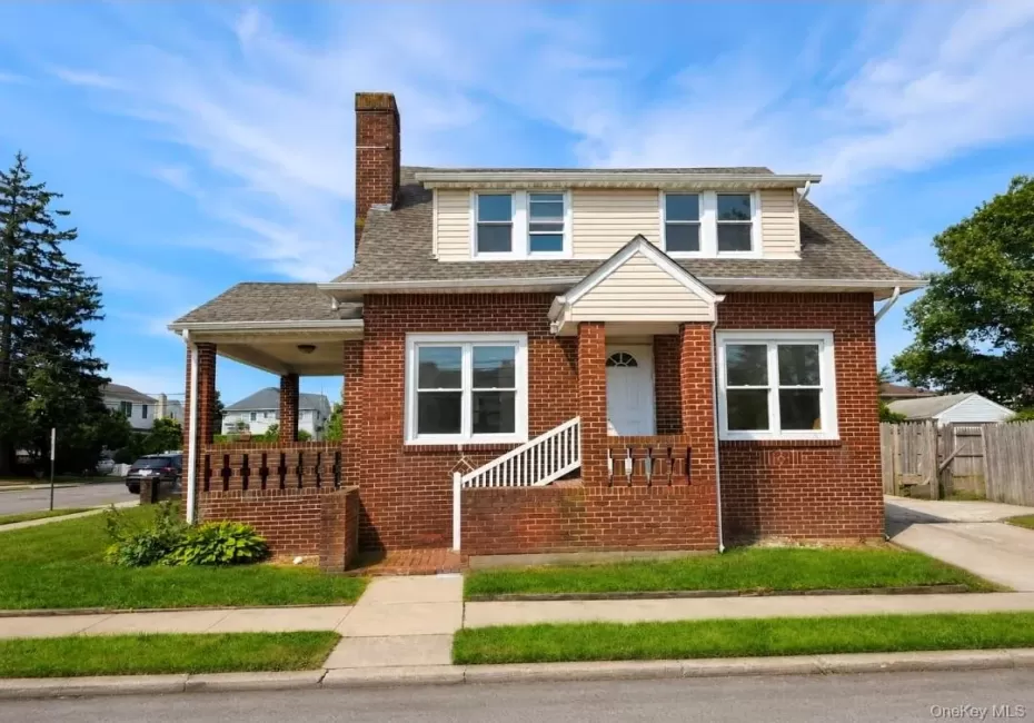 509 Cedarhurst Avenue, Hempstead, NY, 3 Bedrooms Bedrooms, 5 Rooms Rooms,1 BathroomBathrooms,Residential,For Rent,Cedarhurst,0,1035996 509 Cedarhurst Avenue, Hempstead, NY, 3 Bedrooms Bedrooms, 5 Rooms Rooms,1 BathroomBathrooms,Residential,For Rent,Cedarhurst,0,1035996