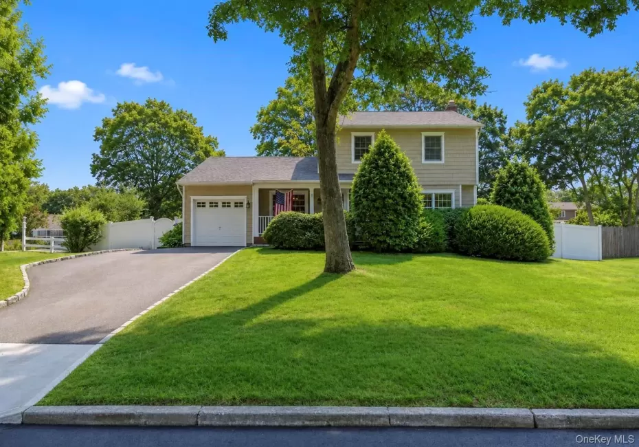 18 Elkin Drive, Brookhaven, NY, 3 Bedrooms Bedrooms, 8 Rooms Rooms,1 BathroomBathrooms,Residential,For Rent,Elkin,0,1035992 18 Elkin Drive, Brookhaven, NY, 3 Bedrooms Bedrooms, 8 Rooms Rooms,1 BathroomBathrooms,Residential,For Rent,Elkin,0,1035992