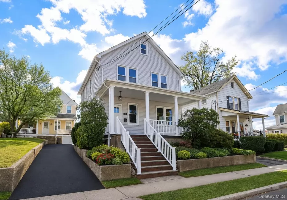 10 Ohio Avenue, North Hempstead, NY, 3 Bedrooms Bedrooms, 6 Rooms Rooms,1 BathroomBathrooms,Residential Lease,For Rent,Ohio,0,1035986 10 Ohio Avenue, North Hempstead, NY, 3 Bedrooms Bedrooms, 6 Rooms Rooms,1 BathroomBathrooms,Residential Lease,For Rent,Ohio,0,1035986