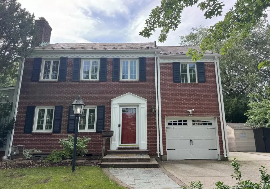 210 Clinton Road, Hempstead, NY, 4 Bedrooms Bedrooms, 9 Rooms Rooms,3 BathroomsBathrooms,Residential Lease,For Rent,Clinton,0,1036035 210 Clinton Road, Hempstead, NY, 4 Bedrooms Bedrooms, 9 Rooms Rooms,3 BathroomsBathrooms,Residential Lease,For Rent,Clinton,0,1036035