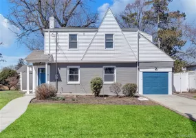 154 California Avenue, Hempstead, NY, 4 Bedrooms Bedrooms, 9 Rooms Rooms,2 BathroomsBathrooms,Residential,For Rent,California,0,1036036 154 California Avenue, Hempstead, NY, 4 Bedrooms Bedrooms, 9 Rooms Rooms,2 BathroomsBathrooms,Residential,For Rent,California,0,1036036