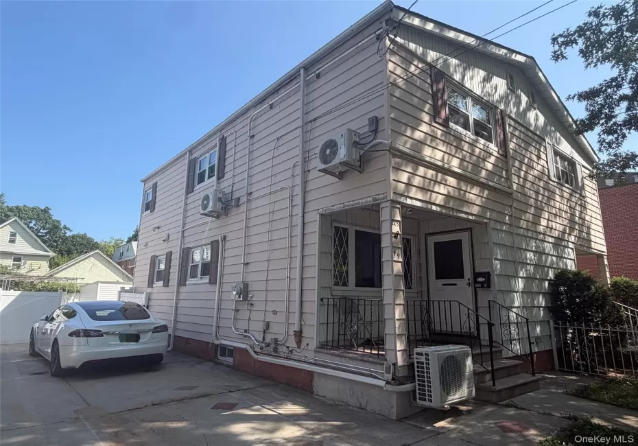 209-49 46th Avenue, New York, NY, 3 Bedrooms Bedrooms, 7 Rooms Rooms,2 BathroomsBathrooms,Residential,For Rent,46th,0,1035905 209-49 46th Avenue, New York, NY, 3 Bedrooms Bedrooms, 7 Rooms Rooms,2 BathroomsBathrooms,Residential,For Rent,46th,0,1035905