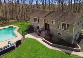 263 Oyster Bay Road, Oyster Bay, NY, 4 Bedrooms Bedrooms, 10 Rooms Rooms,3 BathroomsBathrooms,Residential Lease,For Rent,Oyster Bay,0,1036059 263 Oyster Bay Road, Oyster Bay, NY, 4 Bedrooms Bedrooms, 10 Rooms Rooms,3 BathroomsBathrooms,Residential Lease,For Rent,Oyster Bay,0,1036059