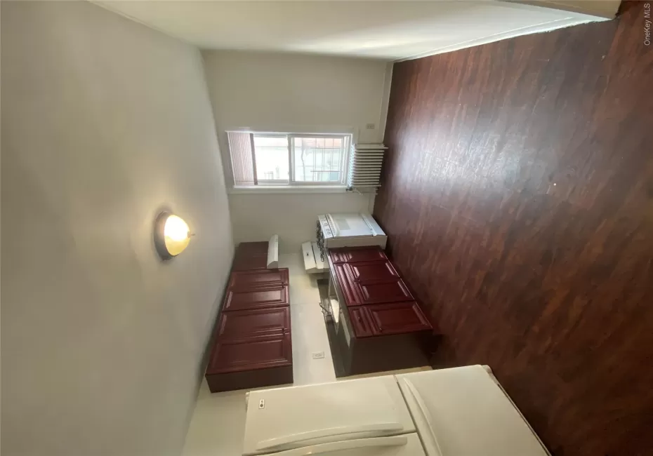 6728 FOREST AVE, New York, NY, 3 Bedrooms Bedrooms, 6 Rooms Rooms,1 BathroomBathrooms,Residential Lease,For Rent,FOREST AVE,0,1036142 6728 FOREST AVE, New York, NY, 3 Bedrooms Bedrooms, 6 Rooms Rooms,1 BathroomBathrooms,Residential Lease,For Rent,FOREST AVE,0,1036142