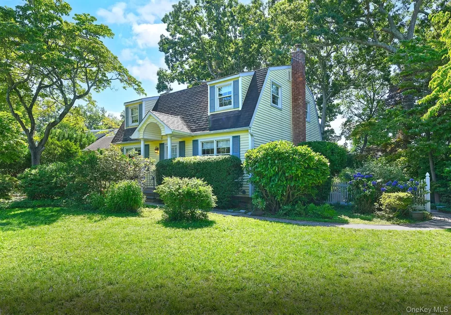 20 Brook Lane, Smithtown, NY, 3 Bedrooms Bedrooms, 6 Rooms Rooms,1 BathroomBathrooms,Residential,For Rent,Brook,0,1031716 20 Brook Lane, Smithtown, NY, 3 Bedrooms Bedrooms, 6 Rooms Rooms,1 BathroomBathrooms,Residential,For Rent,Brook,0,1031716