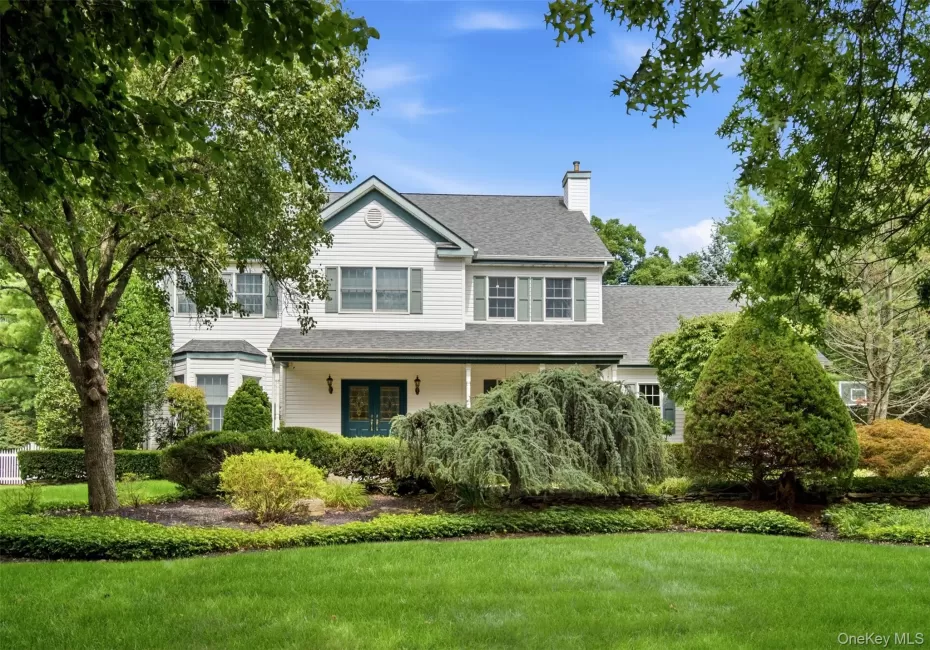 14 Dupont Court, Huntington, NY, 5 Bedrooms Bedrooms, 10 Rooms Rooms,3 BathroomsBathrooms,Residential,For Rent,Dupont,0,1034999 14 Dupont Court, Huntington, NY, 5 Bedrooms Bedrooms, 10 Rooms Rooms,3 BathroomsBathrooms,Residential,For Rent,Dupont,0,1034999