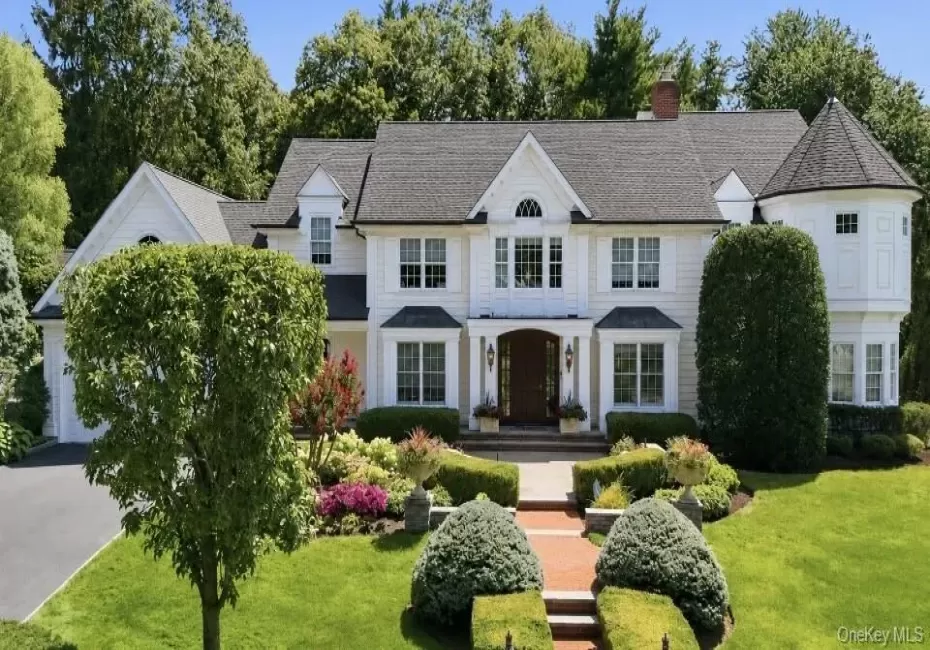 2 Kalb Court, Huntington, NY, 5 Bedrooms Bedrooms, 10 Rooms Rooms,6 BathroomsBathrooms,Residential,For Rent,Kalb,0,1035997 2 Kalb Court, Huntington, NY, 5 Bedrooms Bedrooms, 10 Rooms Rooms,6 BathroomsBathrooms,Residential,For Rent,Kalb,0,1035997
