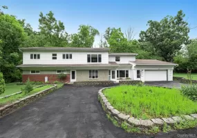 49 Interlochen Parkway, Monroe, NY, 6 Bedrooms Bedrooms, 10 Rooms Rooms,3 BathroomsBathrooms,Residential,For Rent,Interlochen,0,1035008 49 Interlochen Parkway, Monroe, NY, 6 Bedrooms Bedrooms, 10 Rooms Rooms,3 BathroomsBathrooms,Residential,For Rent,Interlochen,0,1035008