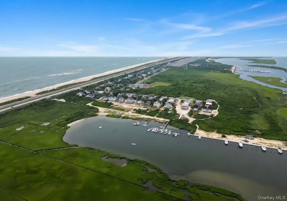 11 Ocean Walk, Babylon, NY, 5 Bedrooms Bedrooms, 12 Rooms Rooms,1 BathroomBathrooms,Residential,For Rent,Ocean,0,1028657 11 Ocean Walk, Babylon, NY, 5 Bedrooms Bedrooms, 12 Rooms Rooms,1 BathroomBathrooms,Residential,For Rent,Ocean,0,1028657