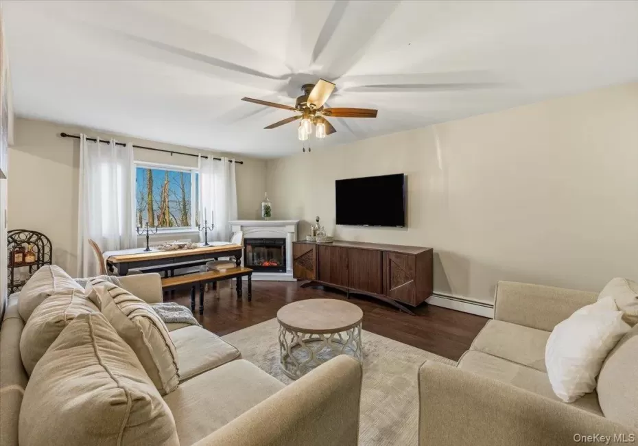 9 James Street, Peekskill, NY, 2 Bedrooms Bedrooms, 5 Rooms Rooms,1 BathroomBathrooms,Residential,For Rent,James,0,1036133 9 James Street, Peekskill, NY, 2 Bedrooms Bedrooms, 5 Rooms Rooms,1 BathroomBathrooms,Residential,For Rent,James,0,1036133