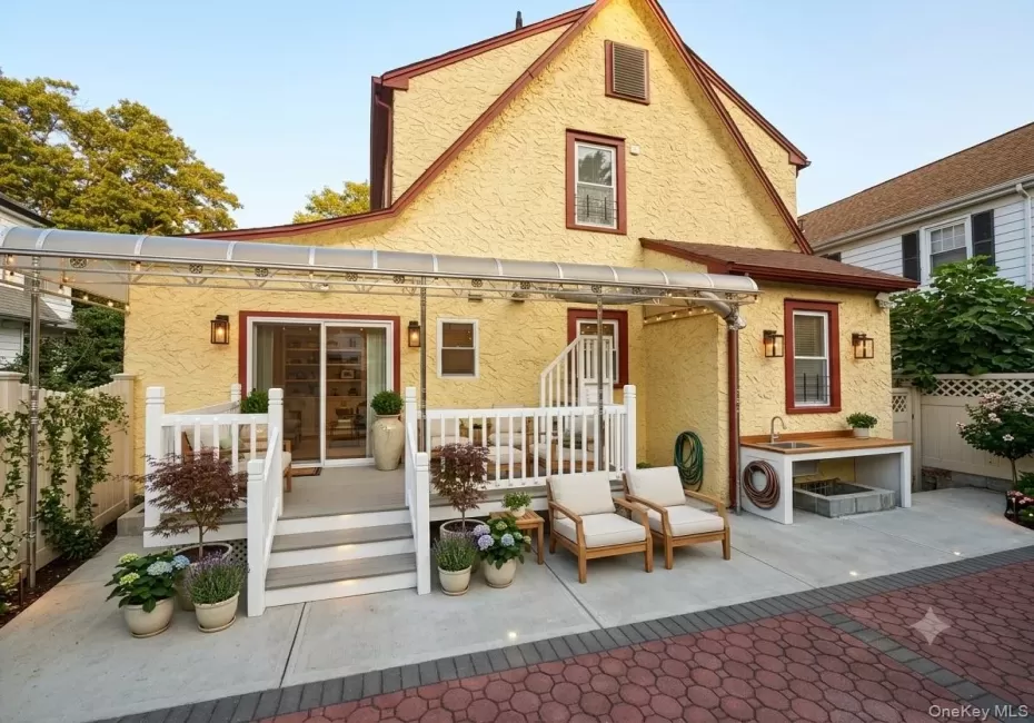 15744 Quince Avenue, New York, NY, 5 Bedrooms Bedrooms, 9 Rooms Rooms,4 BathroomsBathrooms,Residential,For Rent,Quince,0,1036324 15744 Quince Avenue, New York, NY, 5 Bedrooms Bedrooms, 9 Rooms Rooms,4 BathroomsBathrooms,Residential,For Rent,Quince,0,1036324