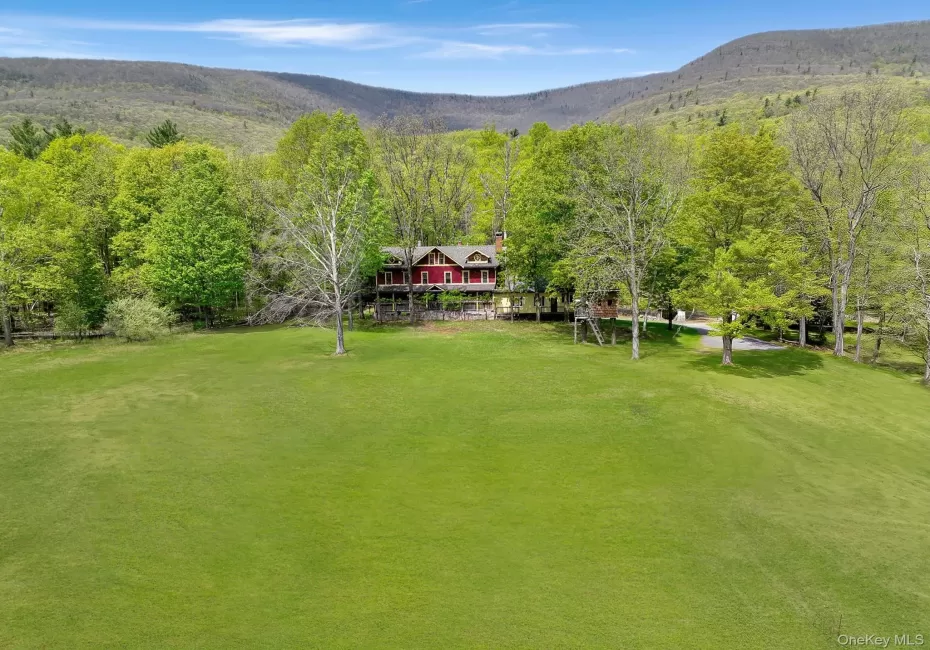 43 Augustine Road, Saugerties, NY, 3 Bedrooms Bedrooms, 13 Rooms Rooms,4 BathroomsBathrooms,Residential,For Rent,Augustine,0,1032804 43 Augustine Road, Saugerties, NY, 3 Bedrooms Bedrooms, 13 Rooms Rooms,4 BathroomsBathrooms,Residential,For Rent,Augustine,0,1032804