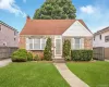 109 Henrietta Avenue, Hempstead, NY, 3 Bedrooms Bedrooms, 7 Rooms Rooms,2 BathroomsBathrooms,Residential,For Rent,Henrietta,0,1035843 109 Henrietta Avenue, Hempstead, NY, 3 Bedrooms Bedrooms, 7 Rooms Rooms,2 BathroomsBathrooms,Residential,For Rent,Henrietta,0,1035843
