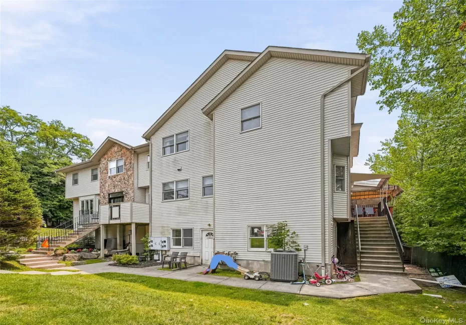 4 Spruill Court, Ramapo, NY, 5 Bedrooms Bedrooms, 12 Rooms Rooms,3 BathroomsBathrooms,Residential,For Rent,Spruill,0,1035407 4 Spruill Court, Ramapo, NY, 5 Bedrooms Bedrooms, 12 Rooms Rooms,3 BathroomsBathrooms,Residential,For Rent,Spruill,0,1035407