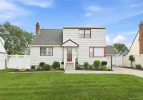 341 Hillcrest Drive, Oyster Bay, NY, 4 Bedrooms Bedrooms, 7 Rooms Rooms,3 BathroomsBathrooms,Residential,For Rent,Hillcrest,0,1036312 341 Hillcrest Drive, Oyster Bay, NY, 4 Bedrooms Bedrooms, 7 Rooms Rooms,3 BathroomsBathrooms,Residential,For Rent,Hillcrest,0,1036312