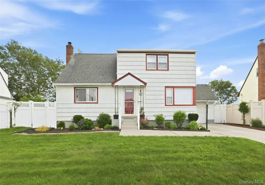 341 Hillcrest Drive, Oyster Bay, NY, 4 Bedrooms Bedrooms, 7 Rooms Rooms,3 BathroomsBathrooms,Residential,For Rent,Hillcrest,0,1036312 341 Hillcrest Drive, Oyster Bay, NY, 4 Bedrooms Bedrooms, 7 Rooms Rooms,3 BathroomsBathrooms,Residential,For Rent,Hillcrest,0,1036312