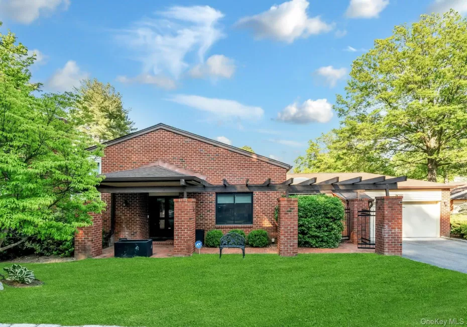 177 Gannet Court, North Hempstead, NY, 3 Bedrooms Bedrooms, 8 Rooms Rooms,3 BathroomsBathrooms,Residential,For Rent,Gannet,0,1034201 177 Gannet Court, North Hempstead, NY, 3 Bedrooms Bedrooms, 8 Rooms Rooms,3 BathroomsBathrooms,Residential,For Rent,Gannet,0,1034201