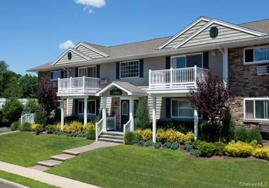 45 Golden Avenue, Babylon, NY, 1 Bedroom Bedrooms, 4 Rooms Rooms,1 BathroomBathrooms,Residential Lease,For Rent,Golden,0,1036440 45 Golden Avenue, Babylon, NY, 1 Bedroom Bedrooms, 4 Rooms Rooms,1 BathroomBathrooms,Residential Lease,For Rent,Golden,0,1036440