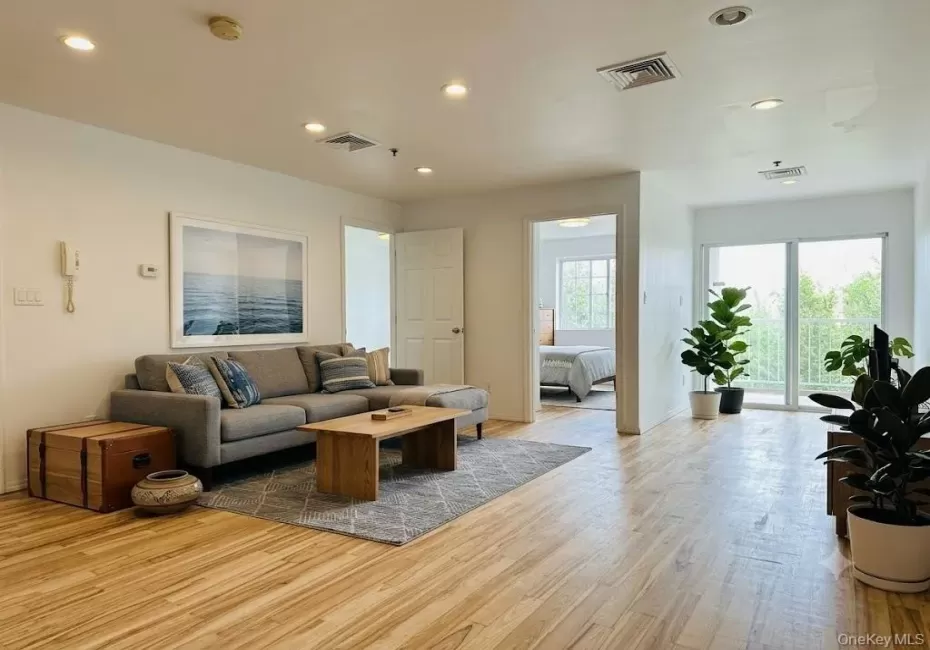 10009 39th Avenue, New York, NY, 2 Bedrooms Bedrooms, 4 Rooms Rooms,2 BathroomsBathrooms,Residential Lease,For Rent,39th,0,1036364 10009 39th Avenue, New York, NY, 2 Bedrooms Bedrooms, 4 Rooms Rooms,2 BathroomsBathrooms,Residential Lease,For Rent,39th,0,1036364