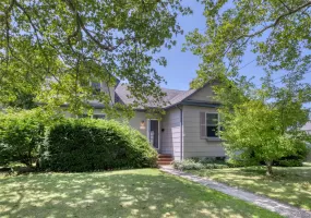 1227 Roanoke Avenue, Riverhead, NY, 4 Bedrooms Bedrooms, 9 Rooms Rooms,2 BathroomsBathrooms,Residential,For Rent,Roanoke,0,1036477 1227 Roanoke Avenue, Riverhead, NY, 4 Bedrooms Bedrooms, 9 Rooms Rooms,2 BathroomsBathrooms,Residential,For Rent,Roanoke,0,1036477