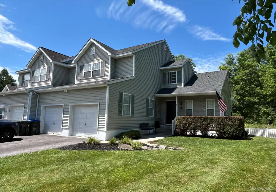24 Waterford Circle, Blooming Grove, NY, 3 Bedrooms Bedrooms, 6 Rooms Rooms,1 BathroomBathrooms,Residential Lease,For Rent,Waterford,0,1036442 24 Waterford Circle, Blooming Grove, NY, 3 Bedrooms Bedrooms, 6 Rooms Rooms,1 BathroomBathrooms,Residential Lease,For Rent,Waterford,0,1036442