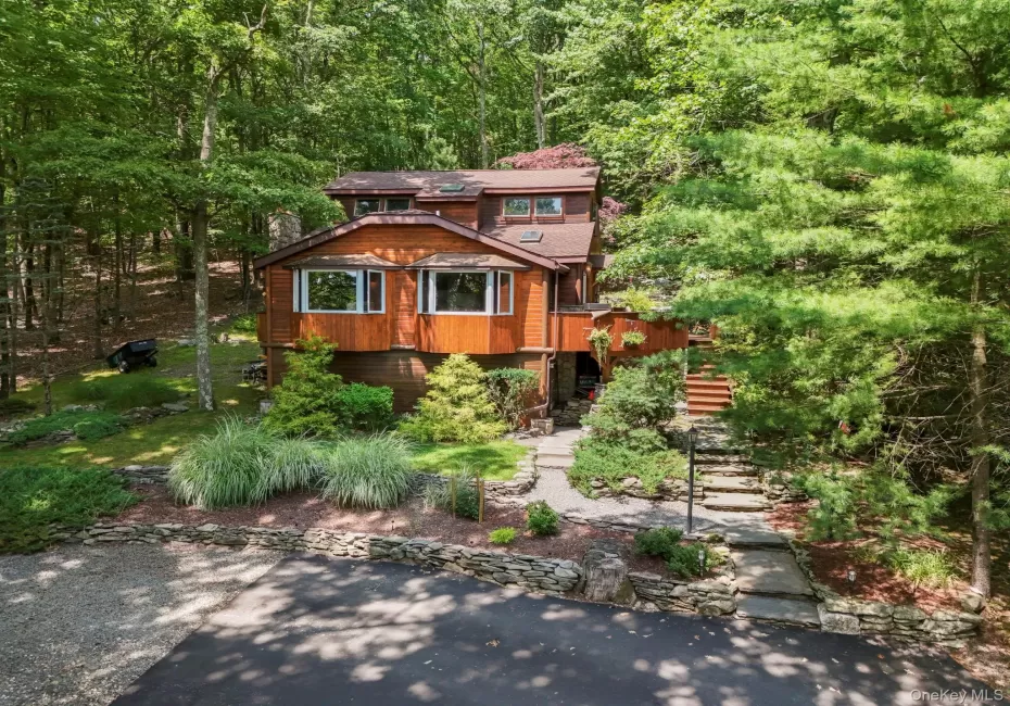 109 Canal Road, Thompson, NY, 3 Bedrooms Bedrooms, 6 Rooms Rooms,2 BathroomsBathrooms,Residential,For Rent,Canal,0,1032890 109 Canal Road, Thompson, NY, 3 Bedrooms Bedrooms, 6 Rooms Rooms,2 BathroomsBathrooms,Residential,For Rent,Canal,0,1032890