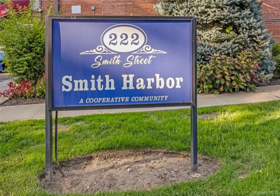 222 Smith Street, Hempstead, NY, 1 Bedroom Bedrooms, 4 Rooms Rooms,1 BathroomBathrooms,Residential,For Rent,Smith,0,1025277 222 Smith Street, Hempstead, NY, 1 Bedroom Bedrooms, 4 Rooms Rooms,1 BathroomBathrooms,Residential,For Rent,Smith,0,1025277