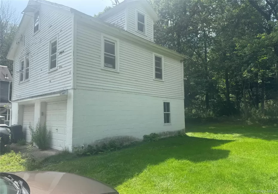 15 Kinch Lane, Thompson, NY, 3 Bedrooms Bedrooms, 6 Rooms Rooms,1 BathroomBathrooms,Residential Lease,For Rent,Kinch,0,1032213 15 Kinch Lane, Thompson, NY, 3 Bedrooms Bedrooms, 6 Rooms Rooms,1 BathroomBathrooms,Residential Lease,For Rent,Kinch,0,1032213