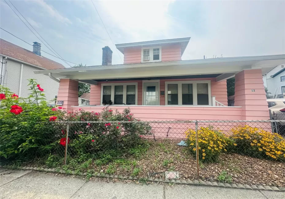 12 Cliff Street, Beacon, NY, 1 Bedroom Bedrooms, 4 Rooms Rooms,1 BathroomBathrooms,Residential Lease,For Rent,Cliff,0,1036667 12 Cliff Street, Beacon, NY, 1 Bedroom Bedrooms, 4 Rooms Rooms,1 BathroomBathrooms,Residential Lease,For Rent,Cliff,0,1036667