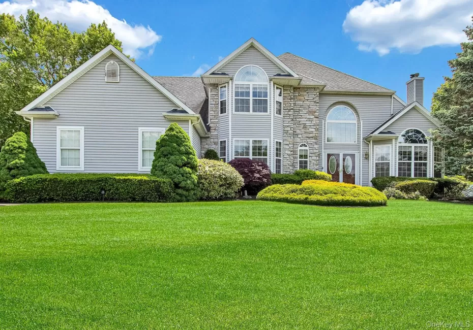 9 Redwood Lane, Brookhaven, NY, 5 Bedrooms Bedrooms, 9 Rooms Rooms,2 BathroomsBathrooms,Residential,For Rent,Redwood,0,1003014 9 Redwood Lane, Brookhaven, NY, 5 Bedrooms Bedrooms, 9 Rooms Rooms,2 BathroomsBathrooms,Residential,For Rent,Redwood,0,1003014