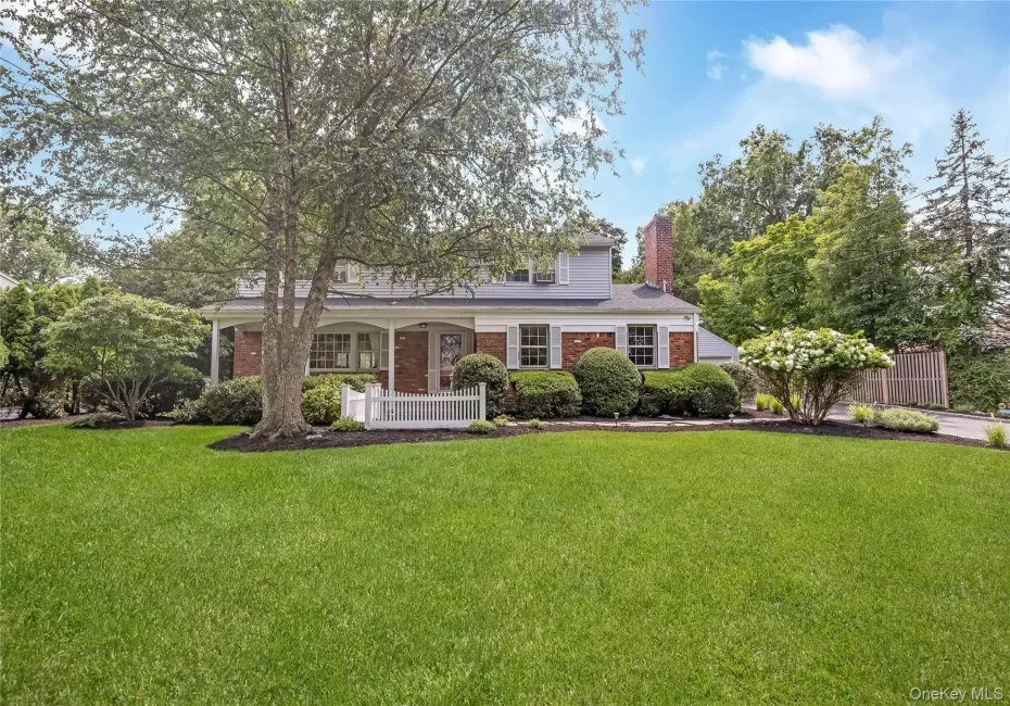 4 Crinkle Court, Huntington, NY, 5 Bedrooms Bedrooms, 9 Rooms Rooms,2 BathroomsBathrooms,Residential,For Rent,Crinkle,0,1034513 4 Crinkle Court, Huntington, NY, 5 Bedrooms Bedrooms, 9 Rooms Rooms,2 BathroomsBathrooms,Residential,For Rent,Crinkle,0,1034513