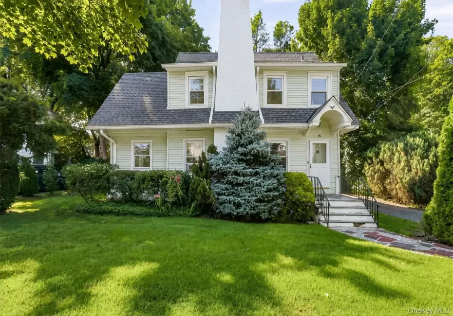 15 Ferncliff Road, Scarsdale, NY, 3 Bedrooms Bedrooms, 7 Rooms Rooms,2 BathroomsBathrooms,Residential Lease,For Rent,Ferncliff,0,1028790 15 Ferncliff Road, Scarsdale, NY, 3 Bedrooms Bedrooms, 7 Rooms Rooms,2 BathroomsBathrooms,Residential Lease,For Rent,Ferncliff,0,1028790