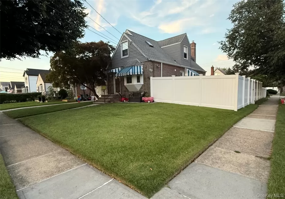 71 Ribbon Street, Hempstead, NY, 4 Bedrooms Bedrooms, 8 Rooms Rooms,1 BathroomBathrooms,Residential Lease,For Rent,Ribbon,0,1036445 71 Ribbon Street, Hempstead, NY, 4 Bedrooms Bedrooms, 8 Rooms Rooms,1 BathroomBathrooms,Residential Lease,For Rent,Ribbon,0,1036445
