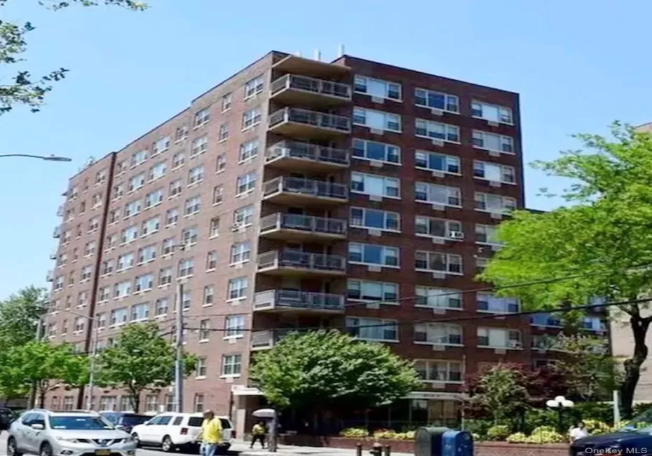 8111 45th Avenue, New York, NY, 1 Bedroom Bedrooms, 3 Rooms Rooms,1 BathroomBathrooms,Residential,For Rent,45th,0,1007778 8111 45th Avenue, New York, NY, 1 Bedroom Bedrooms, 3 Rooms Rooms,1 BathroomBathrooms,Residential,For Rent,45th,0,1007778