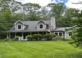 99 Van Tine Road, Rochester, NY, 3 Bedrooms Bedrooms, 6 Rooms Rooms,3 BathroomsBathrooms,Residential,For Rent,Van Tine,0,1036518 99 Van Tine Road, Rochester, NY, 3 Bedrooms Bedrooms, 6 Rooms Rooms,3 BathroomsBathrooms,Residential,For Rent,Van Tine,0,1036518