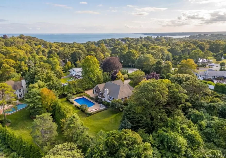 10 Peconic View Court, Southampton, NY, 4 Bedrooms Bedrooms, 8 Rooms Rooms,4 BathroomsBathrooms,Residential,For Rent,Peconic View,0,1036671 10 Peconic View Court, Southampton, NY, 4 Bedrooms Bedrooms, 8 Rooms Rooms,4 BathroomsBathrooms,Residential,For Rent,Peconic View,0,1036671