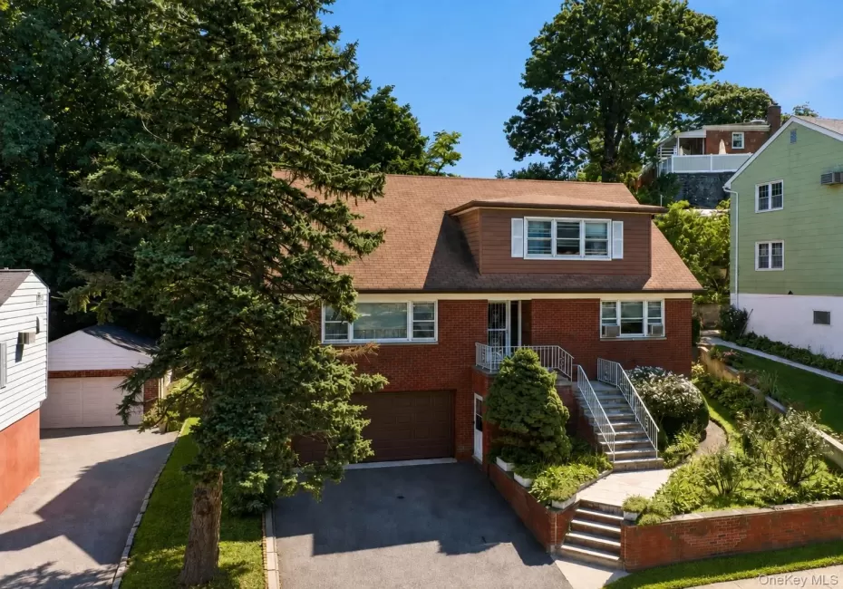 Welcome home to this charming cape cod in historical Park Hill. Welcome home to this charming cape cod in historical Park Hill.