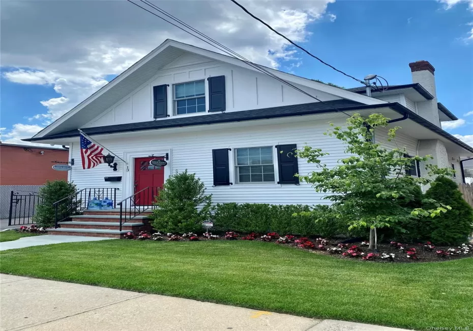 13 Lincoln Road, Hempstead, NY, 2 Bedrooms Bedrooms, 5 Rooms Rooms,1 BathroomBathrooms,Residential Lease,For Rent,Lincoln,0,1036856 13 Lincoln Road, Hempstead, NY, 2 Bedrooms Bedrooms, 5 Rooms Rooms,1 BathroomBathrooms,Residential Lease,For Rent,Lincoln,0,1036856