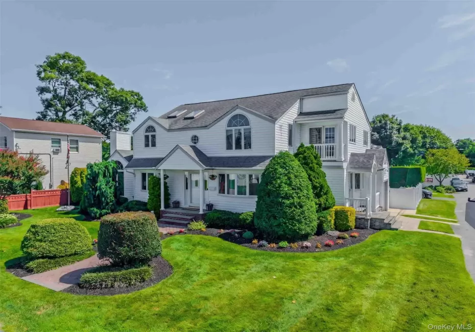 484 Washington Avenue, Babylon, NY, 4 Bedrooms Bedrooms, 12 Rooms Rooms,2 BathroomsBathrooms,Residential,For Rent,Washington,0,1036260 484 Washington Avenue, Babylon, NY, 4 Bedrooms Bedrooms, 12 Rooms Rooms,2 BathroomsBathrooms,Residential,For Rent,Washington,0,1036260