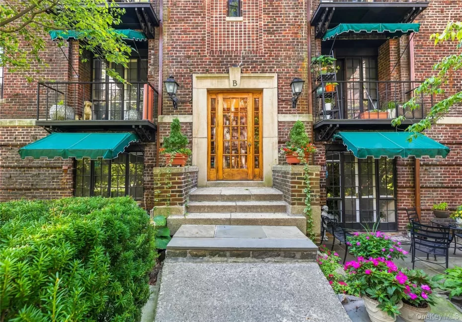 20 Broadway, White Plains, NY, 2 Bedrooms Bedrooms, 5 Rooms Rooms,1 BathroomBathrooms,Residential,For Rent,Broadway,0,1034993 20 Broadway, White Plains, NY, 2 Bedrooms Bedrooms, 5 Rooms Rooms,1 BathroomBathrooms,Residential,For Rent,Broadway,0,1034993