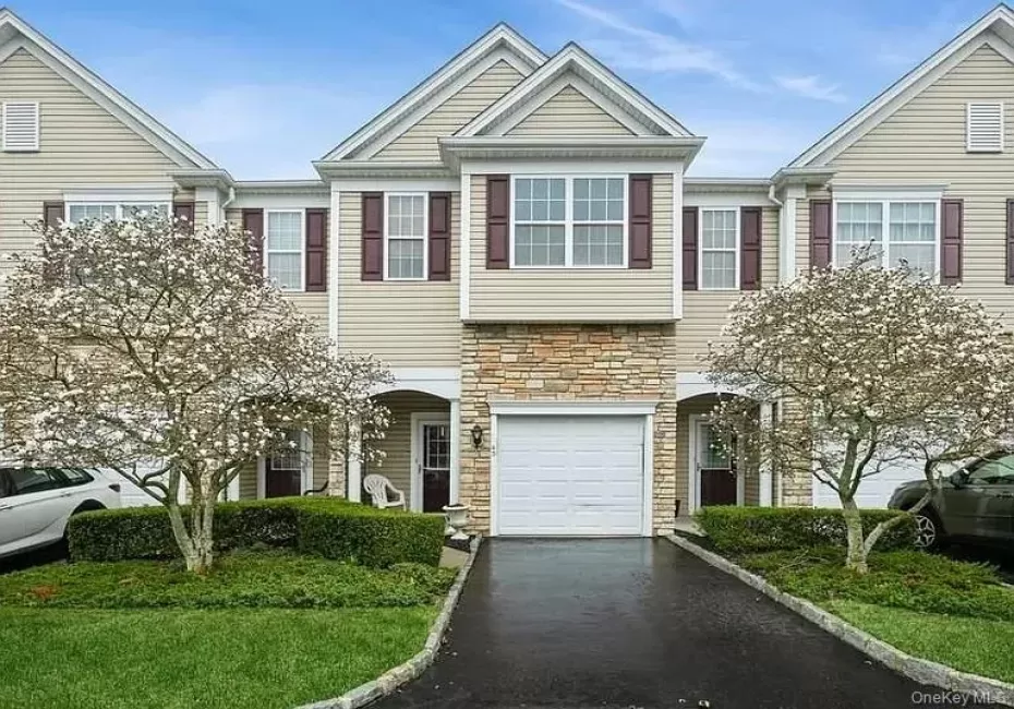 43 Torrey Pine Lane, Islip, NY, 2 Bedrooms Bedrooms, 5 Rooms Rooms,2 BathroomsBathrooms,Residential,For Rent,Torrey Pine,0,1033221 43 Torrey Pine Lane, Islip, NY, 2 Bedrooms Bedrooms, 5 Rooms Rooms,2 BathroomsBathrooms,Residential,For Rent,Torrey Pine,0,1033221